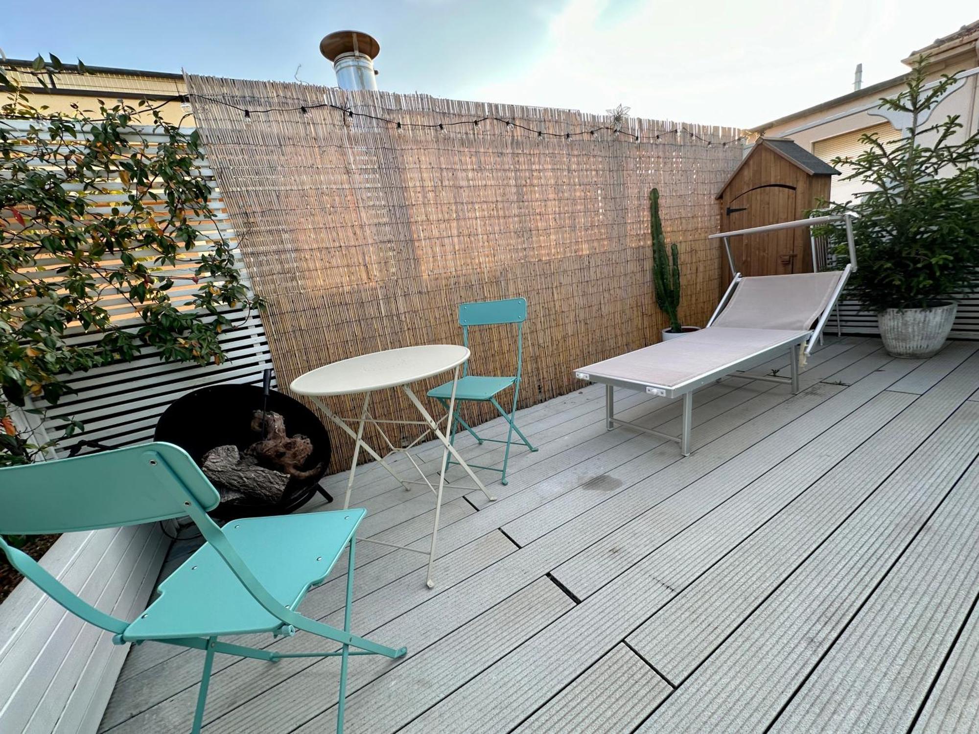 Rooftop-Marinacentro-Unique-Beach-Fun-Smart-Loveapt-Train-Park リミニ エクステリア 写真